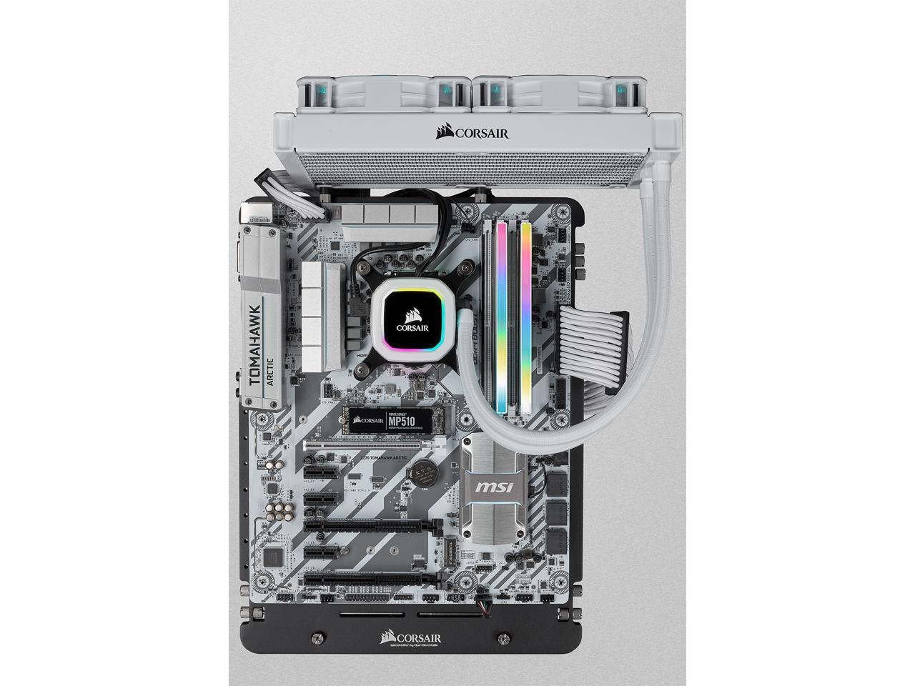 CORSR CMH16GX4M2D3600C18W